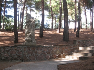 Скульптура в парке Партенита