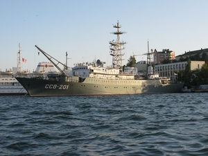 Корабль ССВ-201 «Приазовье» в Севастополе