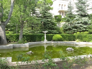 Пруд в парке Юсуповского дворца