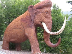 Скульптура мамонта