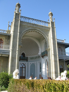 Южный фасад Воронцовского дворца в Крыму