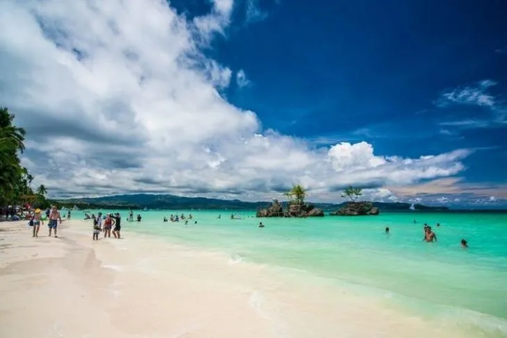 Филиппинский остров Боракай